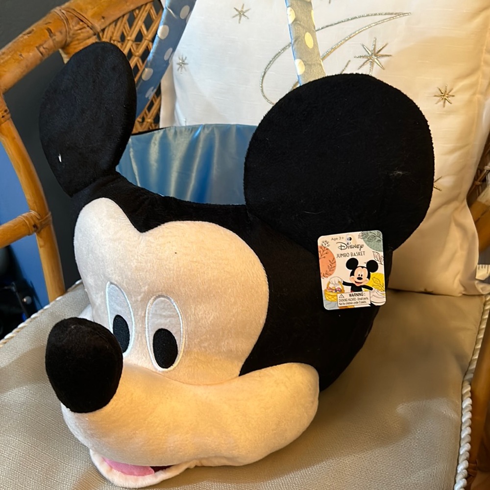 NWT Disney Mickey Mouse Jumbo Basket
